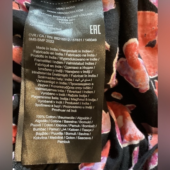 NWOT Vero Moda Floral Singlet Short Volume Dress Black/Neo - Picture 4 of 5